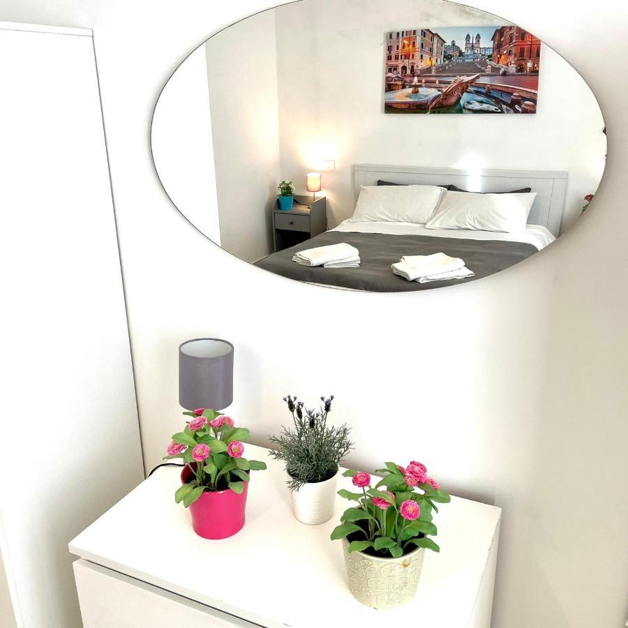 In The Center Of Rome Apartman Kültér fotó